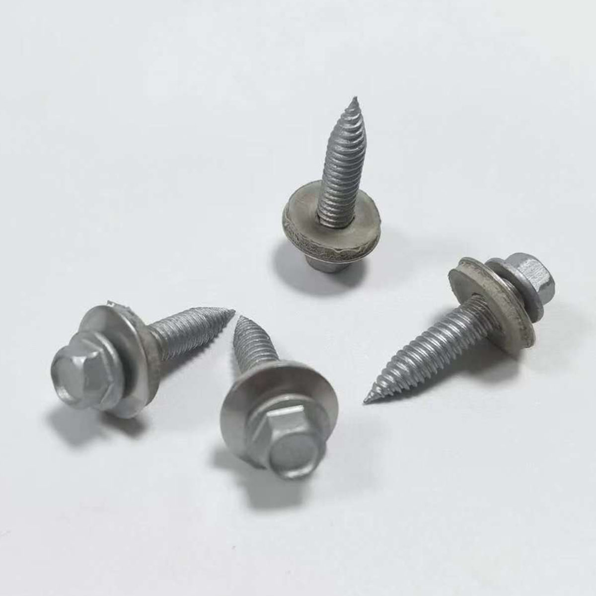 Hex head tapping screw 